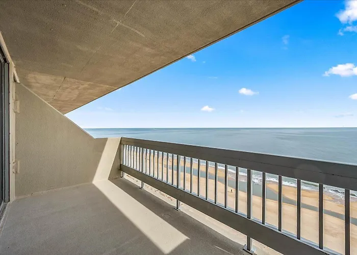 Ferienhaus Sunny Oceanfront Century I 2 Bed/2 Bath With Indoor Pool!