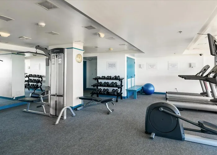 Sunny Oceanfront Century I 2 Bed/2 Bath With Indoor Pool! Ferienhaus